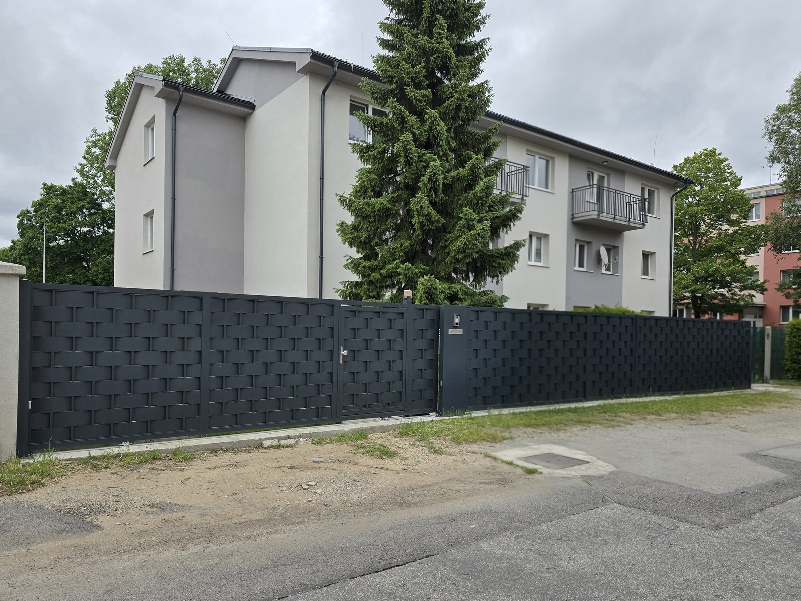 Hliníkové brány a ploty - ukážka 12